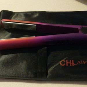 Used Chi straigthening iron and heat pad